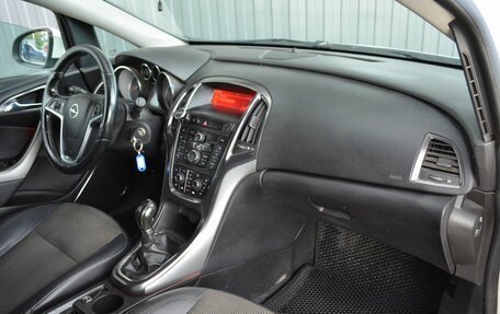 Opel Astra J, 2011 год, 769 999 рублей, 14 фотография