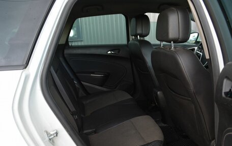 Opel Astra J, 2011 год, 769 999 рублей, 16 фотография