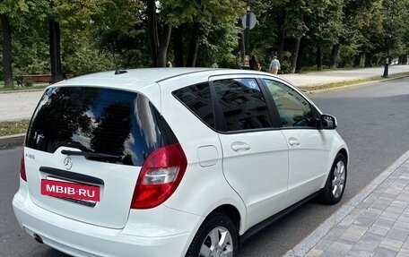 Mercedes-Benz A-Класс, 2011 год, 690 000 рублей, 3 фотография