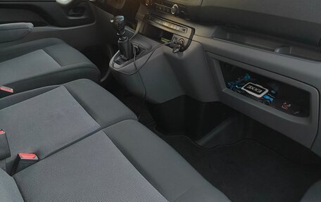 Peugeot Expert, 2021 год, 2 350 000 рублей, 14 фотография