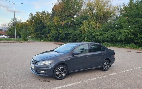 Volkswagen Polo VI (EU Market), 2018 год, 1 000 000 рублей, 2 фотография