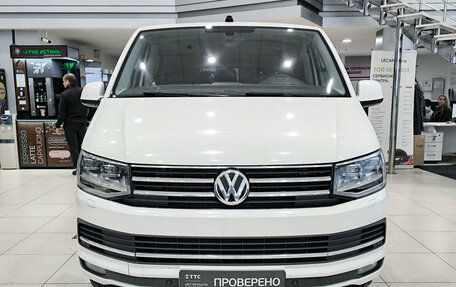Volkswagen Caravelle T6 рестайлинг, 2018 год, 2 720 000 рублей, 2 фотография