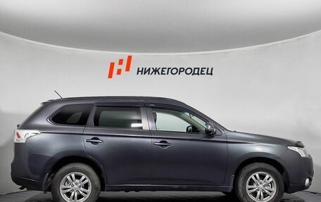 Mitsubishi Outlander III рестайлинг 3, 2013 год, 1 239 000 рублей, 6 фотография