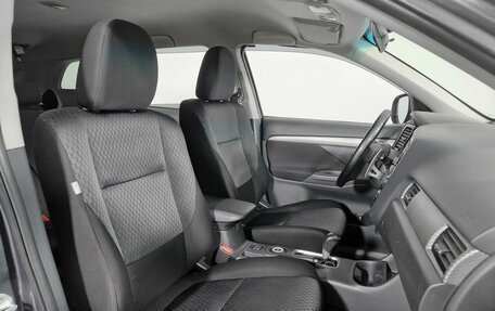 Mitsubishi Outlander III рестайлинг 3, 2013 год, 1 239 000 рублей, 11 фотография