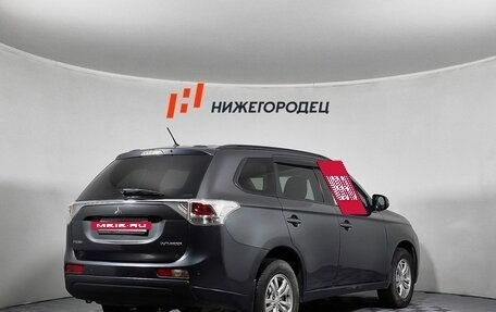Mitsubishi Outlander III рестайлинг 3, 2013 год, 1 239 000 рублей, 5 фотография