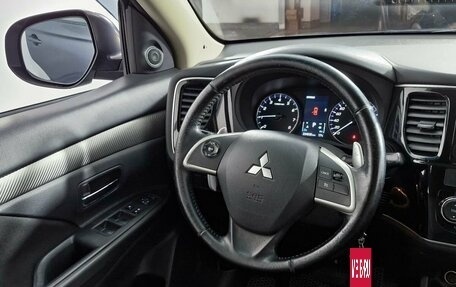 Mitsubishi Outlander III рестайлинг 3, 2013 год, 1 239 000 рублей, 17 фотография