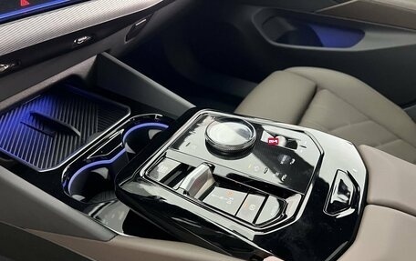 BMW 5 серия, 2025 год, 9 240 000 рублей, 16 фотография