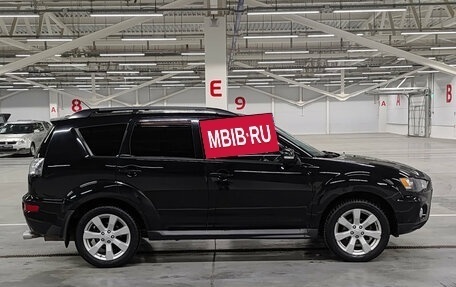 Mitsubishi Outlander III рестайлинг 3, 2012 год, 1 099 000 рублей, 5 фотография