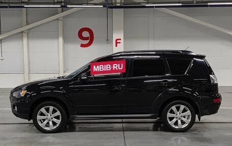 Mitsubishi Outlander III рестайлинг 3, 2012 год, 1 099 000 рублей, 10 фотография