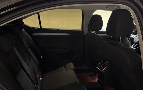 Skoda Superb III рестайлинг, 2016 год, 1 690 000 рублей, 10 фотография