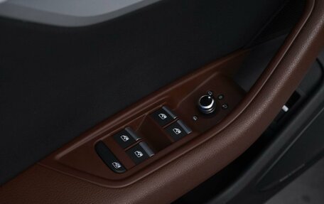 Audi A4, 2018 год, 2 349 444 рублей, 14 фотография