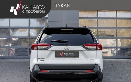 Toyota RAV4, 2021 год, 3 700 000 рублей, 4 фотография