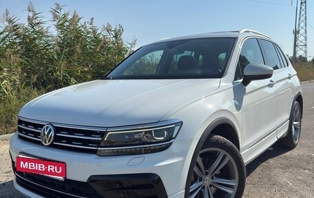 Volkswagen Tiguan II, 2019 год, 3 600 000 рублей, 5 фотография