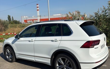 Volkswagen Tiguan II, 2019 год, 3 600 000 рублей, 11 фотография