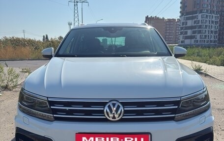 Volkswagen Tiguan II, 2019 год, 3 600 000 рублей, 9 фотография