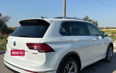 Volkswagen Tiguan II, 2019 год, 3 600 000 рублей, 10 фотография