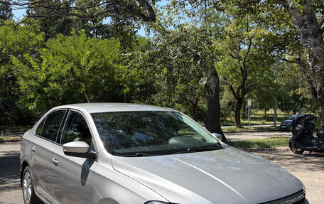 Volkswagen Polo VI (EU Market), 2020 год, 1 400 000 рублей, 1 фотография