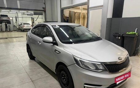 KIA Rio III рестайлинг, 2015 год, 750 000 рублей, 2 фотография