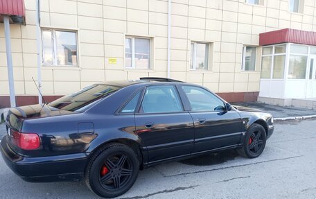Audi A8, 1995 год, 434 999 рублей, 3 фотография