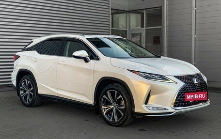 Lexus RX IV рестайлинг, 2020 год, 5 490 000 рублей, 3 фотография