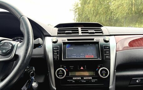 Toyota Camry, 2013 год, 1 700 000 рублей, 15 фотография