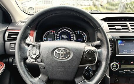 Toyota Camry, 2013 год, 1 700 000 рублей, 14 фотография