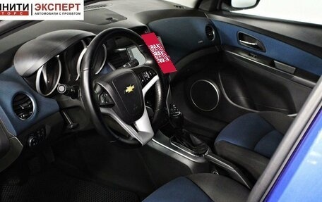 Chevrolet Cruze II, 2011 год, 657 000 рублей, 10 фотография