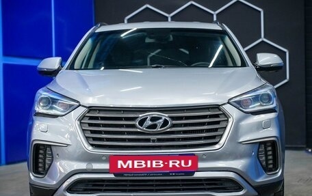 Hyundai Santa Fe III рестайлинг, 2018 год, 2 850 000 рублей, 4 фотография