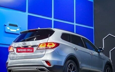 Hyundai Santa Fe III рестайлинг, 2018 год, 2 850 000 рублей, 6 фотография