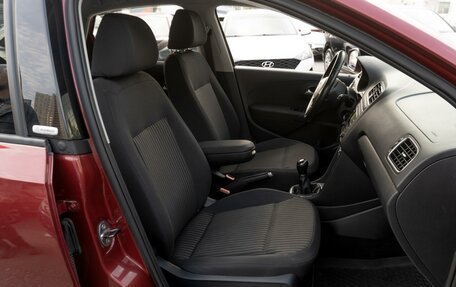 Volkswagen Polo VI (EU Market), 2013 год, 879 000 рублей, 8 фотография