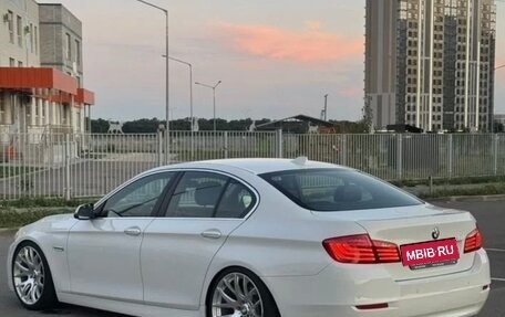 BMW 5 серия, 2014 год, 1 950 000 рублей, 5 фотография