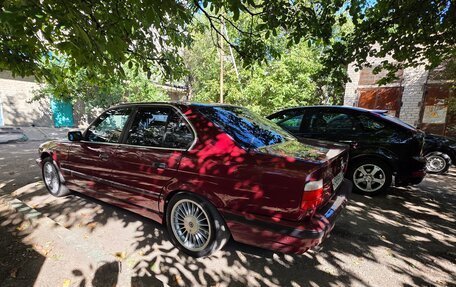 BMW 5 серия, 1995 год, 650 000 рублей, 3 фотография