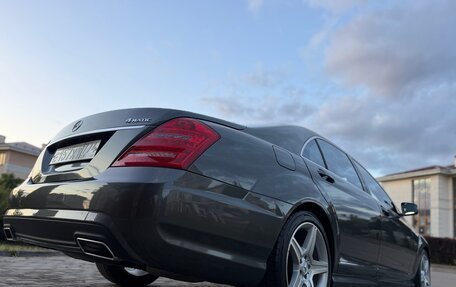 Mercedes-Benz S-Класс, 2012 год, 2 350 000 рублей, 16 фотография