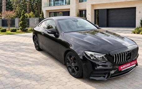 Mercedes-Benz E-Класс, 2019 год, 3 750 000 рублей, 8 фотография