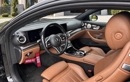 Mercedes-Benz E-Класс, 2019 год, 3 750 000 рублей, 2 фотография