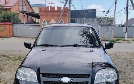 Chevrolet Niva I рестайлинг, 2016 год, 620 000 рублей, 3 фотография