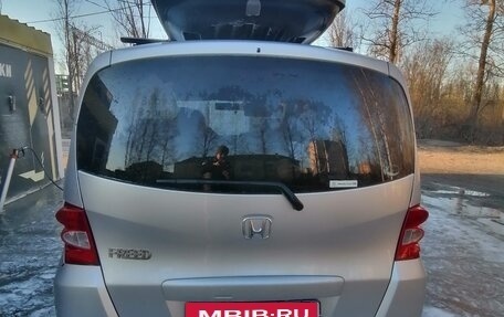 Honda Freed I, 2010 год, 870 000 рублей, 18 фотография