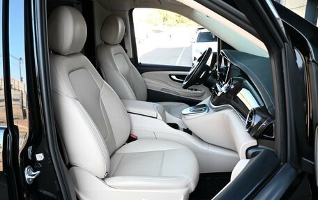 Mercedes-Benz V-Класс, 2021 год, 8 994 000 рублей, 8 фотография
