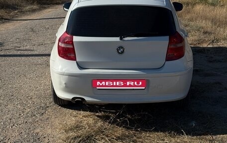 BMW 1 серия, 2011 год, 800 000 рублей, 7 фотография