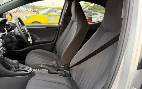 Toyota Yaris, 2023 год, 846 911 рублей, 16 фотография