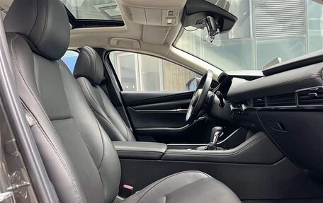 Mazda 3, 2022 год, 1 430 000 рублей, 17 фотография