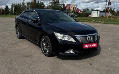 Toyota Camry, 2013 год, 2 000 000 рублей, 1 фотография