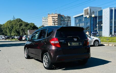 Honda Fit III, 2012 год, 909 000 рублей, 8 фотография