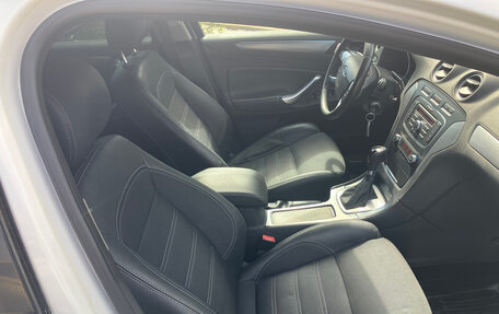 Ford Mondeo IV, 2011 год, 950 000 рублей, 2 фотография