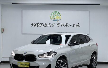 BMW X2, 2021 год, 1 600 000 рублей, 2 фотография