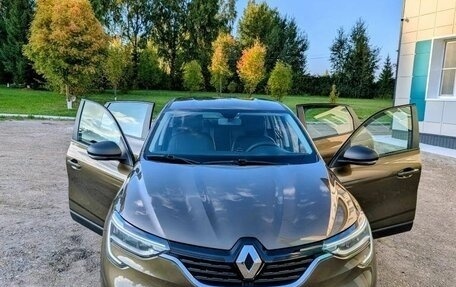 Renault Arkana I, 2019 год, 1 900 000 рублей, 2 фотография