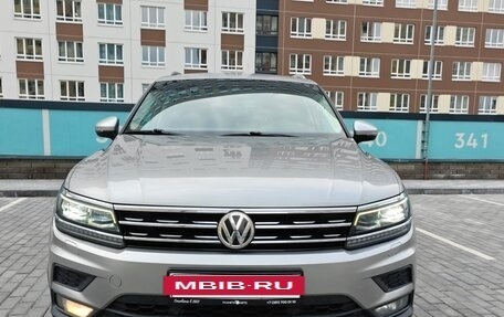 Volkswagen Tiguan II, 2017 год, 2 495 000 рублей, 3 фотография
