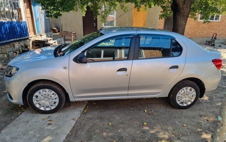 Renault Logan II, 2014 год, 670 000 рублей, 2 фотография