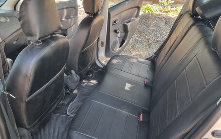 Renault Logan II, 2014 год, 670 000 рублей, 13 фотография