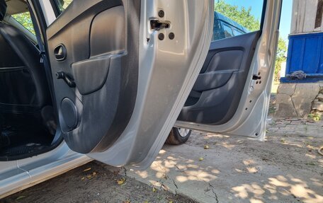 Renault Logan II, 2014 год, 670 000 рублей, 10 фотография